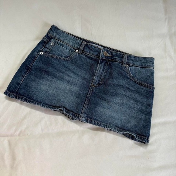 garage denim mini skirt size small - Picture 2 of 7